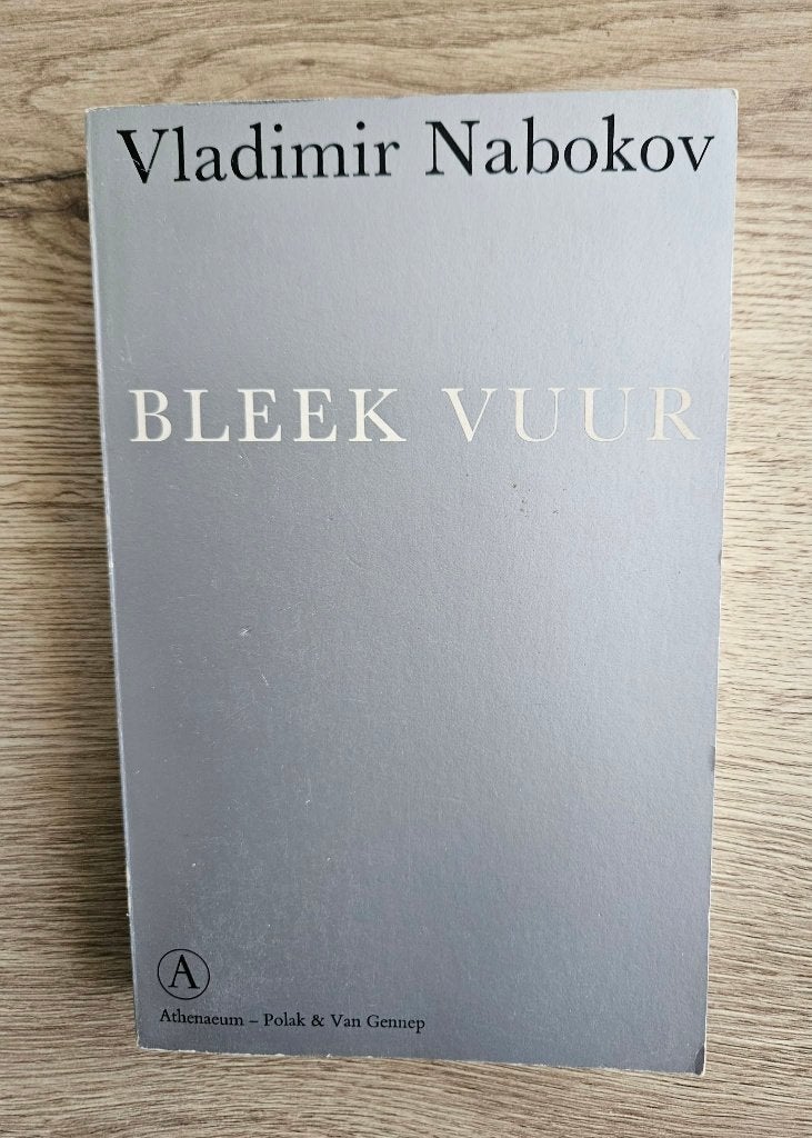 Vladimir Nabokov -  Bleek vuur, Ophalen of Verzenden, Gelezen, Vladimir Nabokov