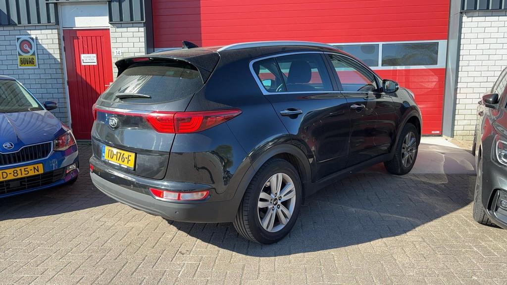 Kia Sportage 1.6 GDI DynamicLine CARPLAY / CAMERA / NAVI / C, Voorwielaandrijving, Stof, Gebruikt, 4 cilinders