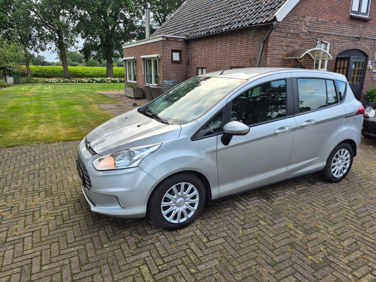 Ford B-Max 1.6 Ti-vct 77KW/105PK Pshift 2014 Grijs, Auto's, 1596 cc, Zwart, 4 cilinders, B-Max