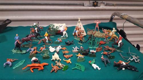beeldjes cowboys en indianen, 12 paarden, Ophalen of Verzenden, 'T Olde Gre-j, Info@toldegrej.nl, Endepoelstraat 20f Didam