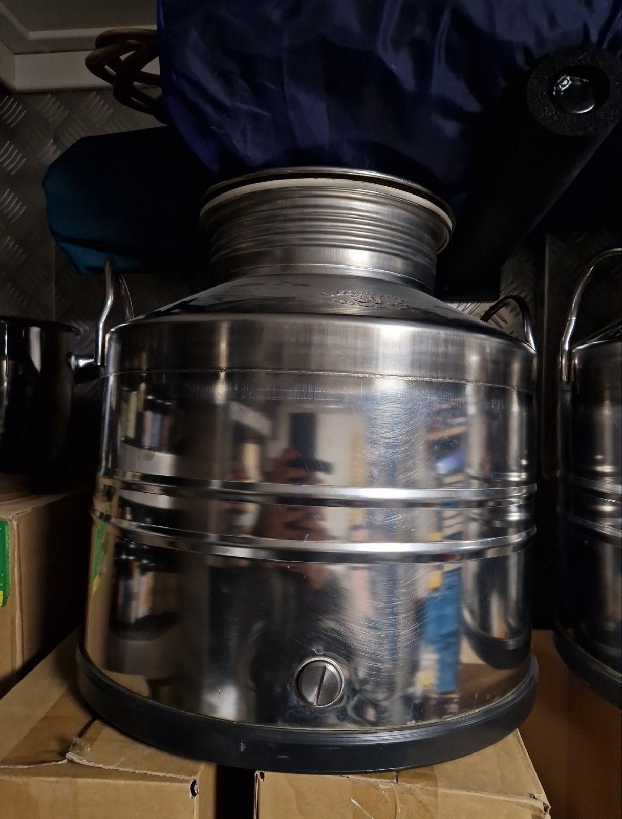 vergistingvat 30 liter rvs, Ophalen