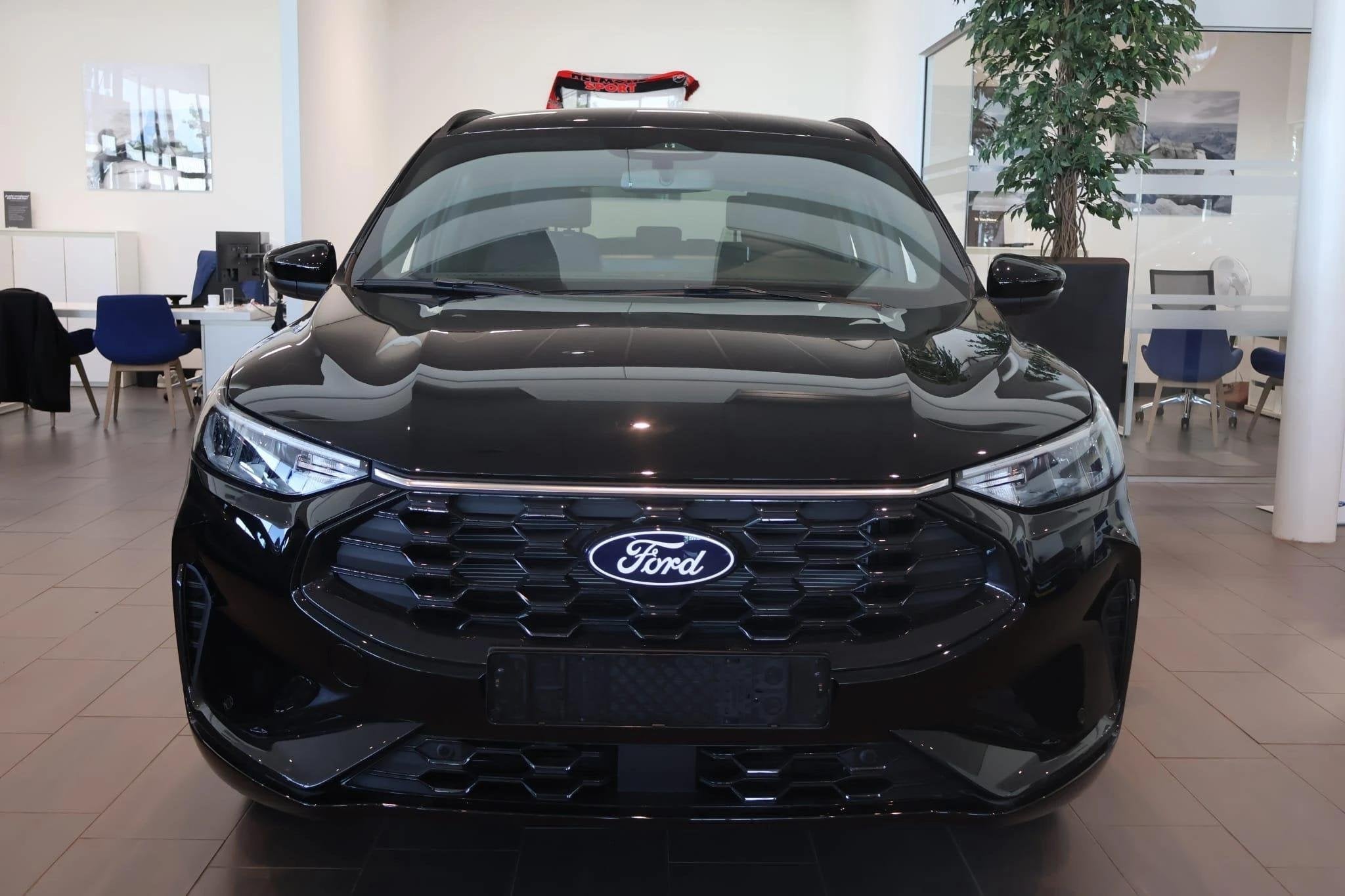 Ford Kuga 2.5 PHEV ST-Line Van 48395 voor 40945 | Trekhaak |, Auto's, 12 maanden, Gebruikt, Euro 6, 4 cilinders