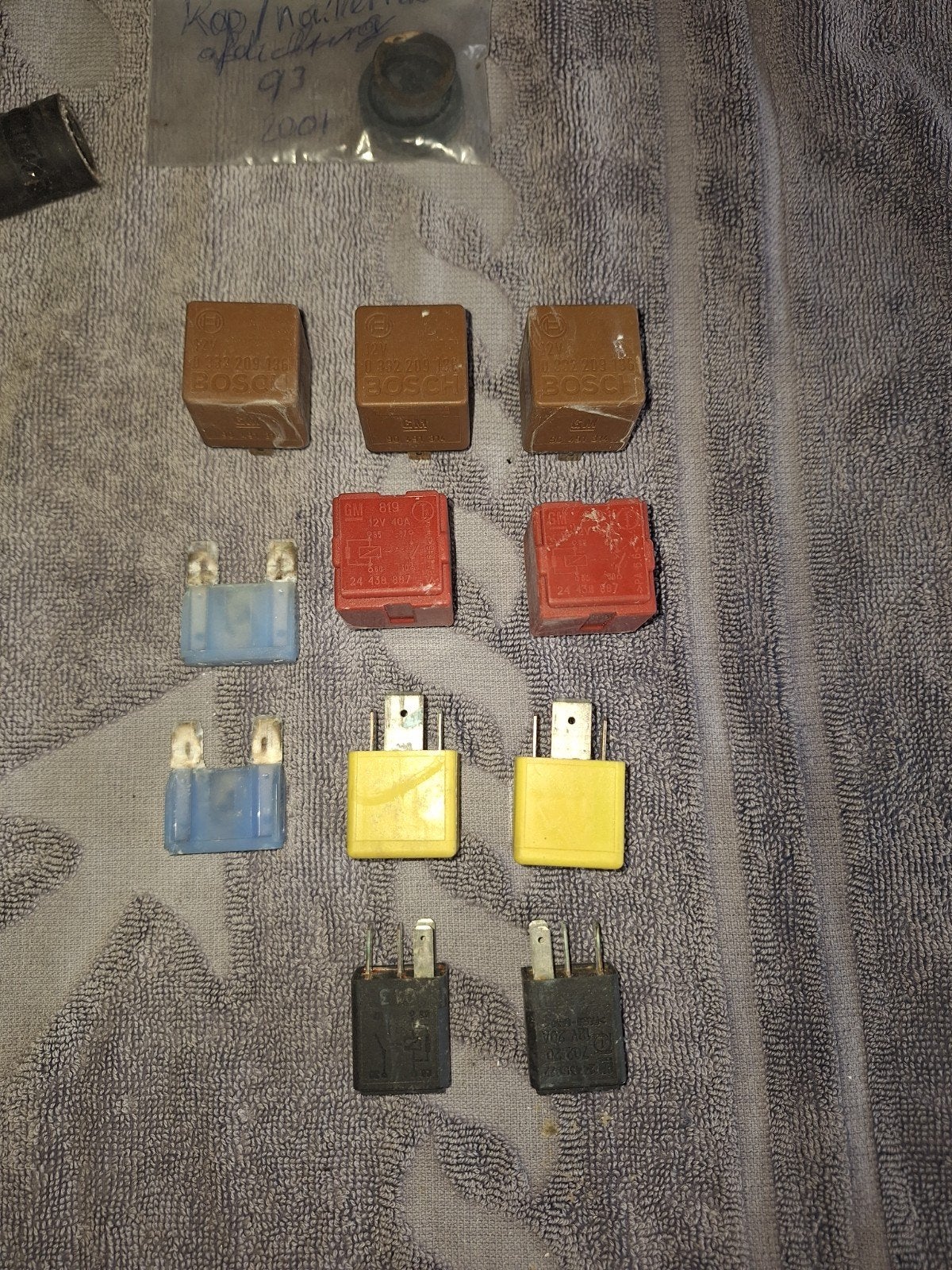 11x Saab 93 '2001 relais/zekeringen, Auto-onderdelen, Ophalen of Verzenden, Saab