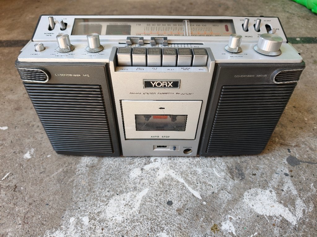 Yorx K3680 Radio cassette, Ophalen