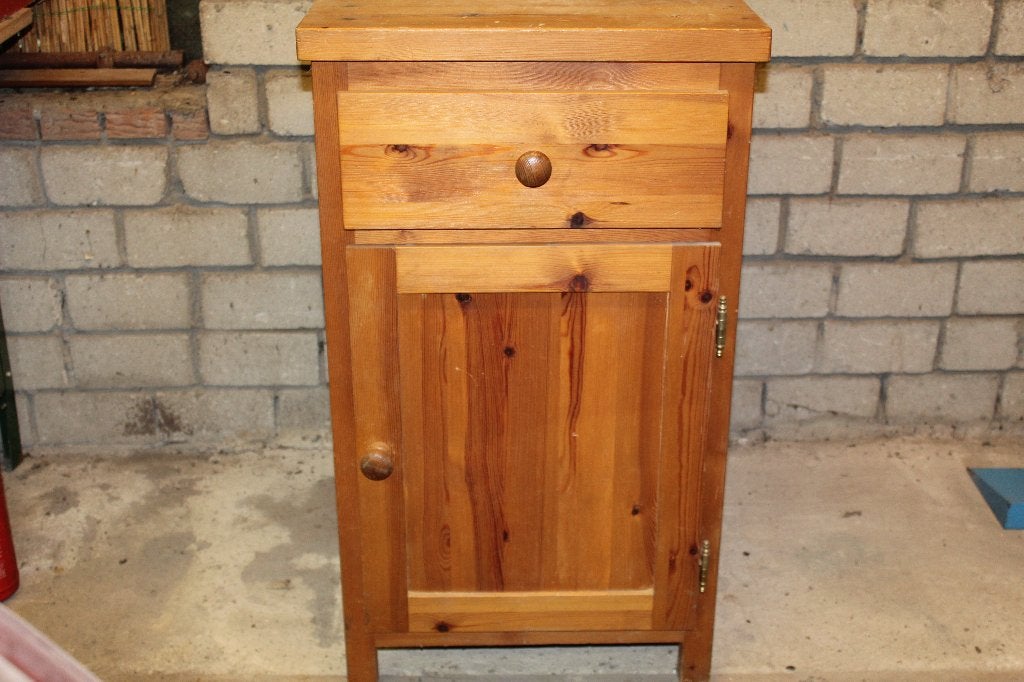 Houten kastje met lade en deurtje - 52x52x90cm, Ophalen