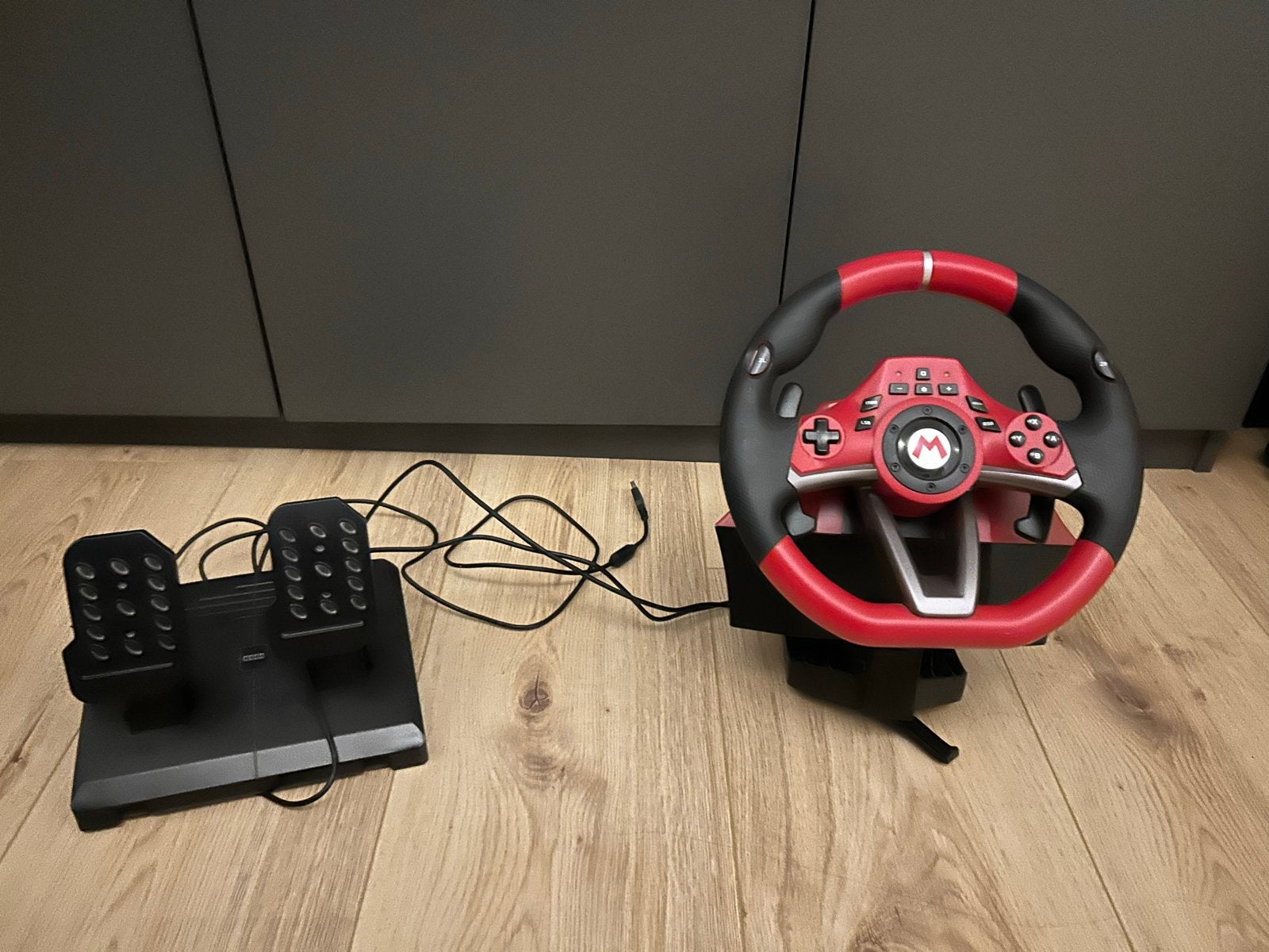 Mario Kart Racestuur met Pedalen voor Nintendo Switch, Spelcomputers en Games, Ophalen, Racestuur, Nintendo, Zo goed als nieuw