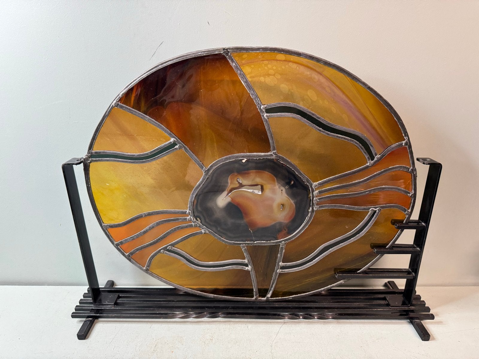Prachtig glas in lood kunstwerk met agaat, gesigneerd Freeke, Glas, Ophalen of Verzenden, Handgemaakt, Wanddecoratie