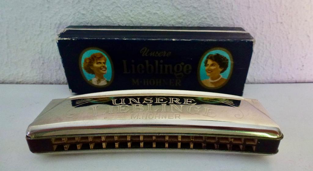 Vintage M. Hohner “Unsere Lieblinge” mondharmonica 32/C., Gebruikt, Verzenden, C-mondharmonica, Met koffer of doosje
