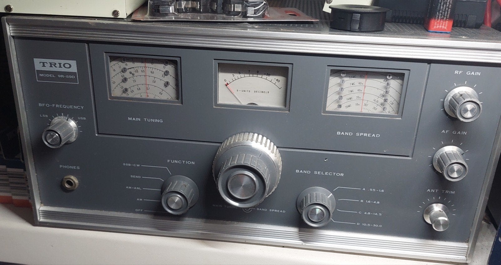 Trio Model 9R-59D Kortegolf Ontvanger met speaker, Audio, Tv en Foto, Radio's, Ophalen, Gebruikt, Wereldontvanger