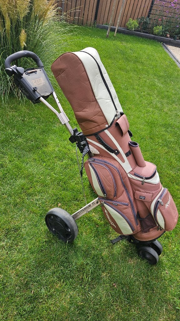 Mooie complete Wilson Staff Di5 Golfset incl. Bullet Tas, Sport en Fitness, Golf, Ophalen, Gebruikt, Set, Overige merken