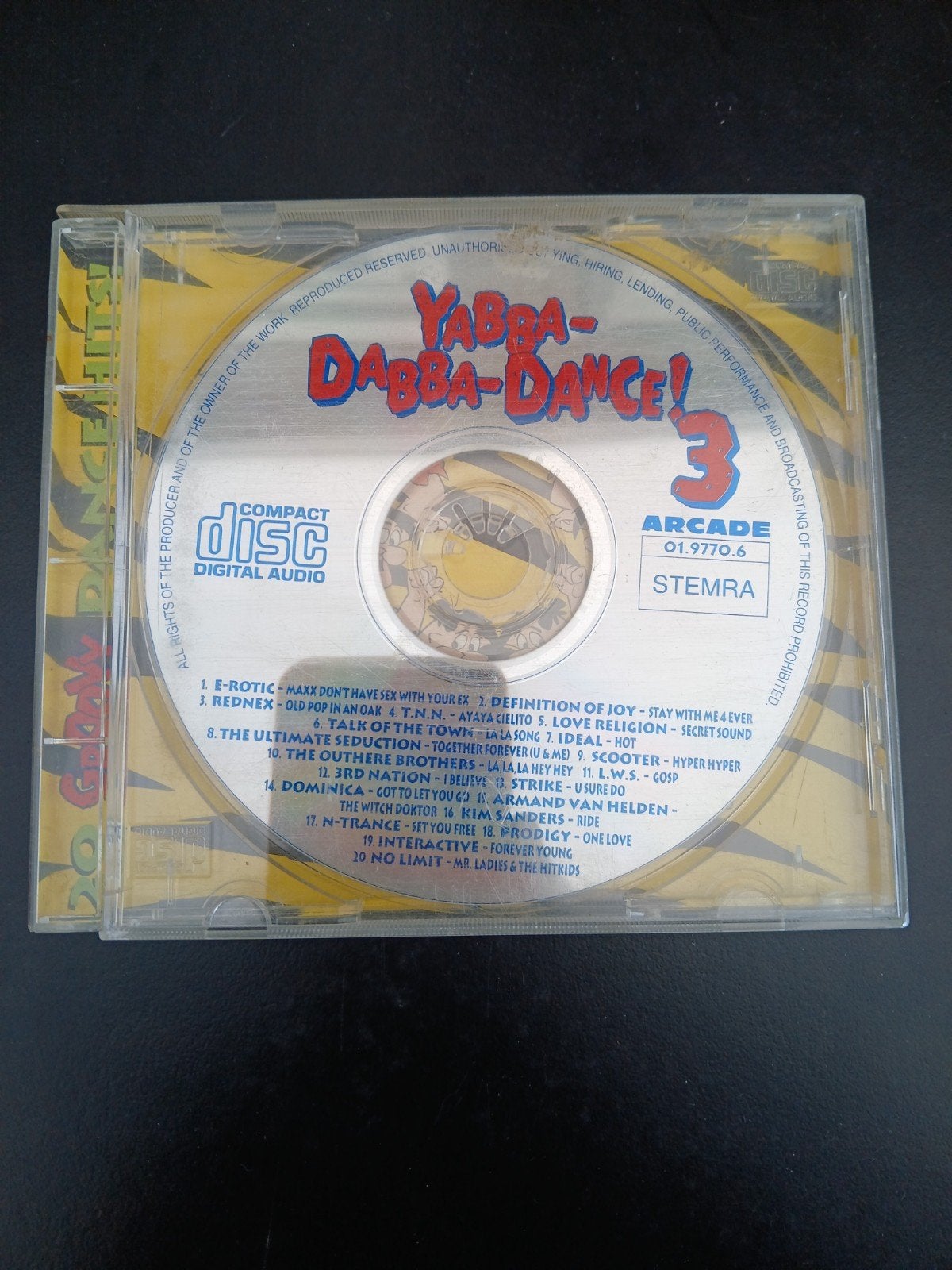 Yabba-Dabba-Dance! 3 CD - Diverse Artiesten (Dance, House), Ophalen of Verzenden, Gebruikt, Dance, Verzamelalbum