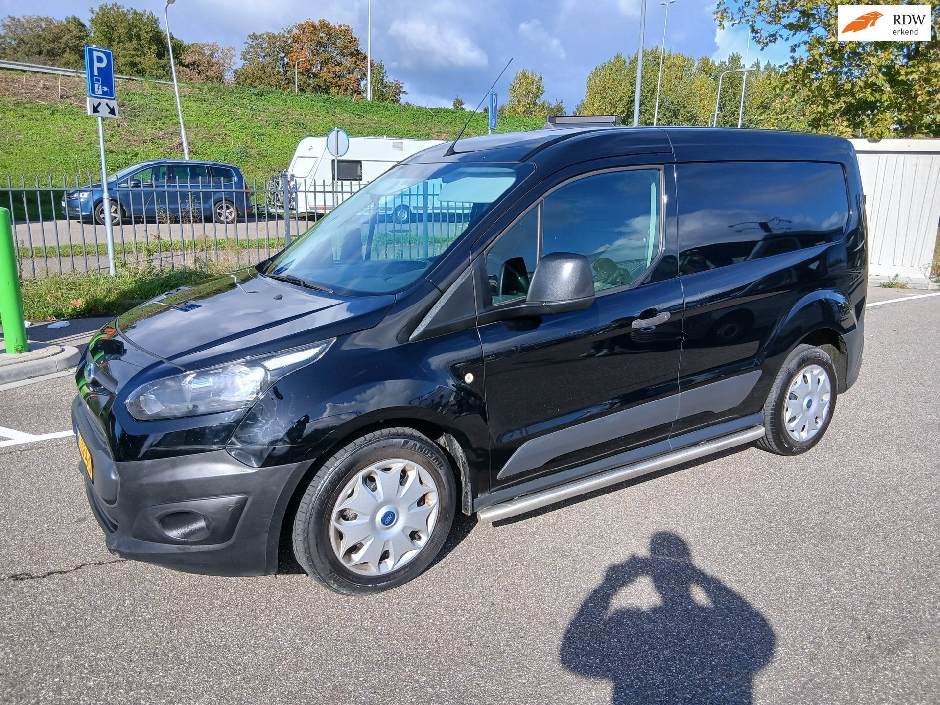 Ford Transit Connect 1.6 TDCI L1 Ambiente!EURO 5!AIRCO!ELECK, Auto's, Stof, Gebruikt, Zwart, 4 cilinders