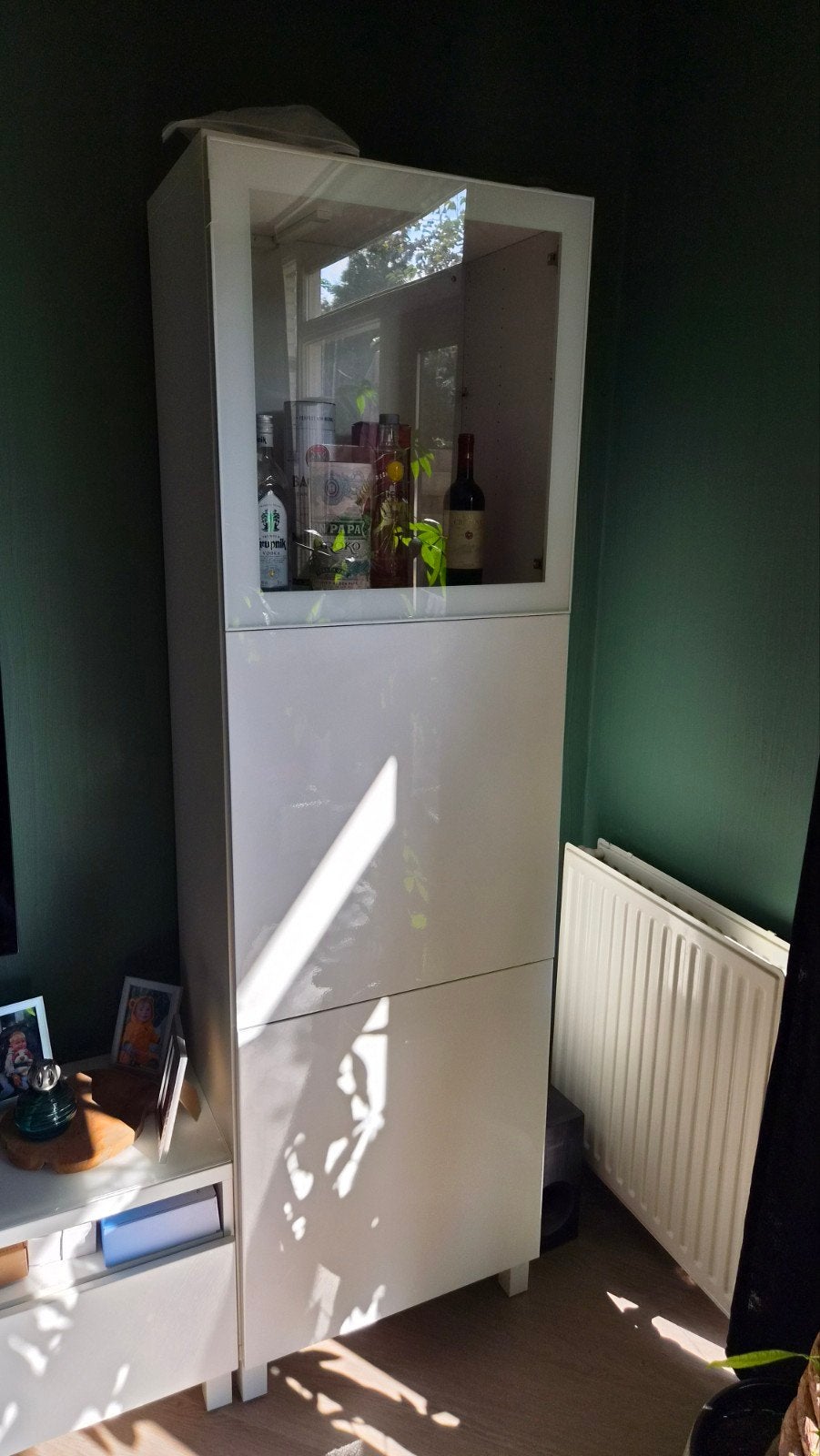 Witte kast Hoogglans, Ophalen, 50 tot 100 cm, Zo goed als nieuw, 150 tot 200 cm