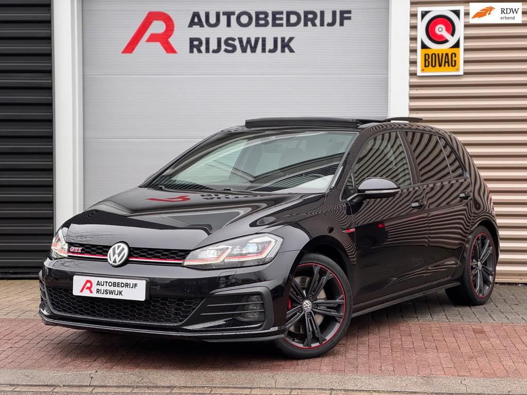 Volkswagen Golf 2.0 TSI GTI Performance Pano/Keyless/Camera/, Auto's, 1345 kg, Gebruikt, Euro 6, 4 cilinders