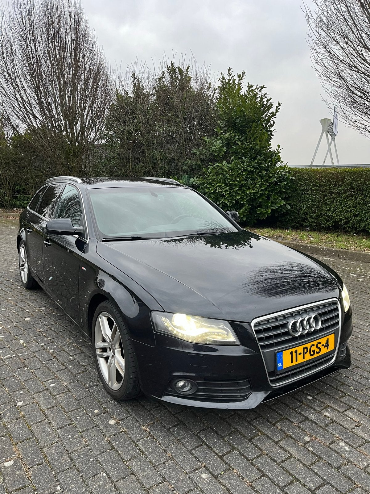 Audi A4 2.0 Tfsi 132KW Avant Multitronic 2011 Zwart, 4 cilinders, 1984 cc, 179 pk, A4