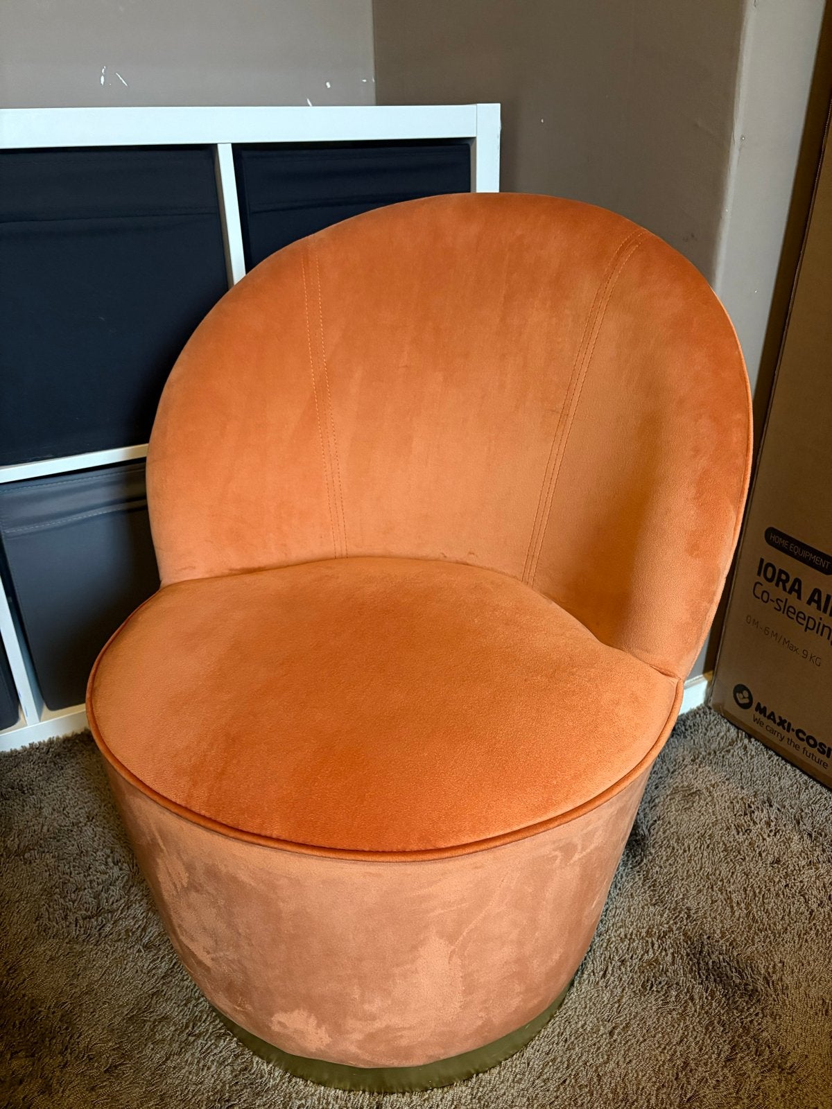 Oranje fluwelen kinder fauteuil, Ophalen, Overige kleuren, Zo goed als nieuw, Eén