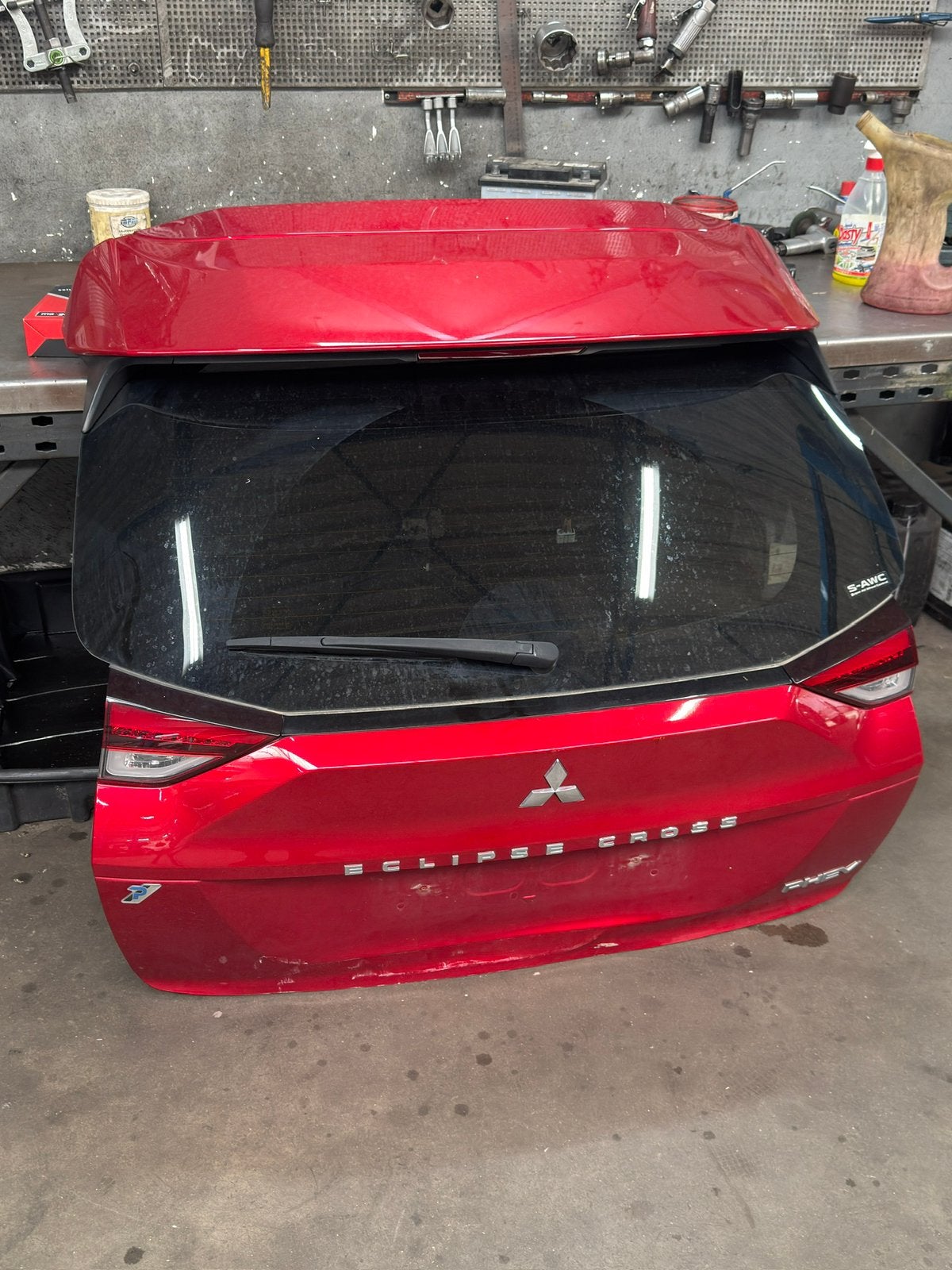 Achterklep Mitsubishi Eclipse cross 2022, Ophalen, Mitsubishi, Achterklep