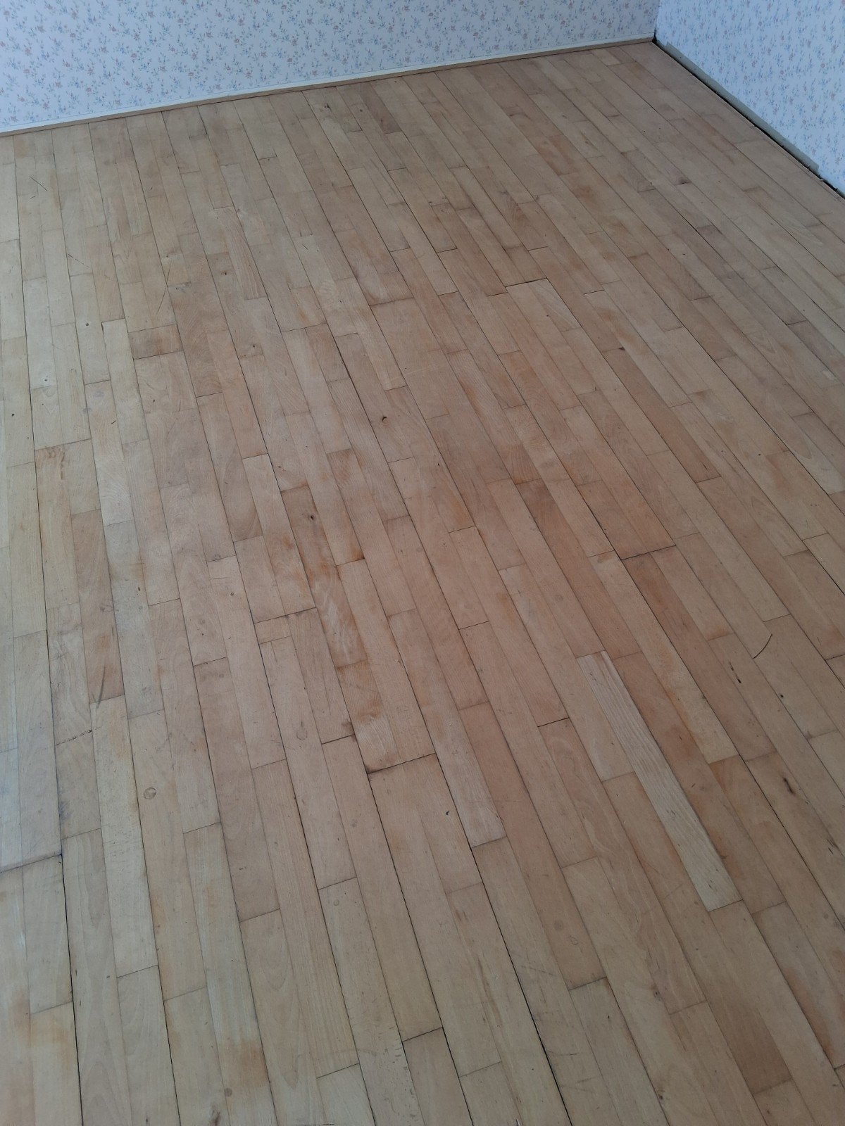 Lichte houten vloer gratis, Ophalen, Gebruikt, Vloerdelen of -planken, 10 m² of meer