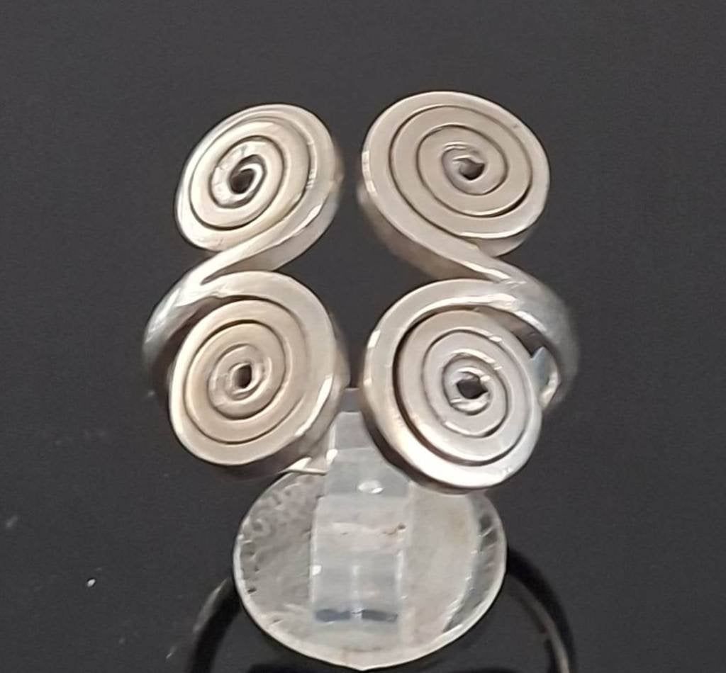 Schitterende Sterling Zilver Keltisch Spiraal Ring, 18 tot 19, Ophalen of Verzenden, Zo goed als nieuw, Dame of Heer