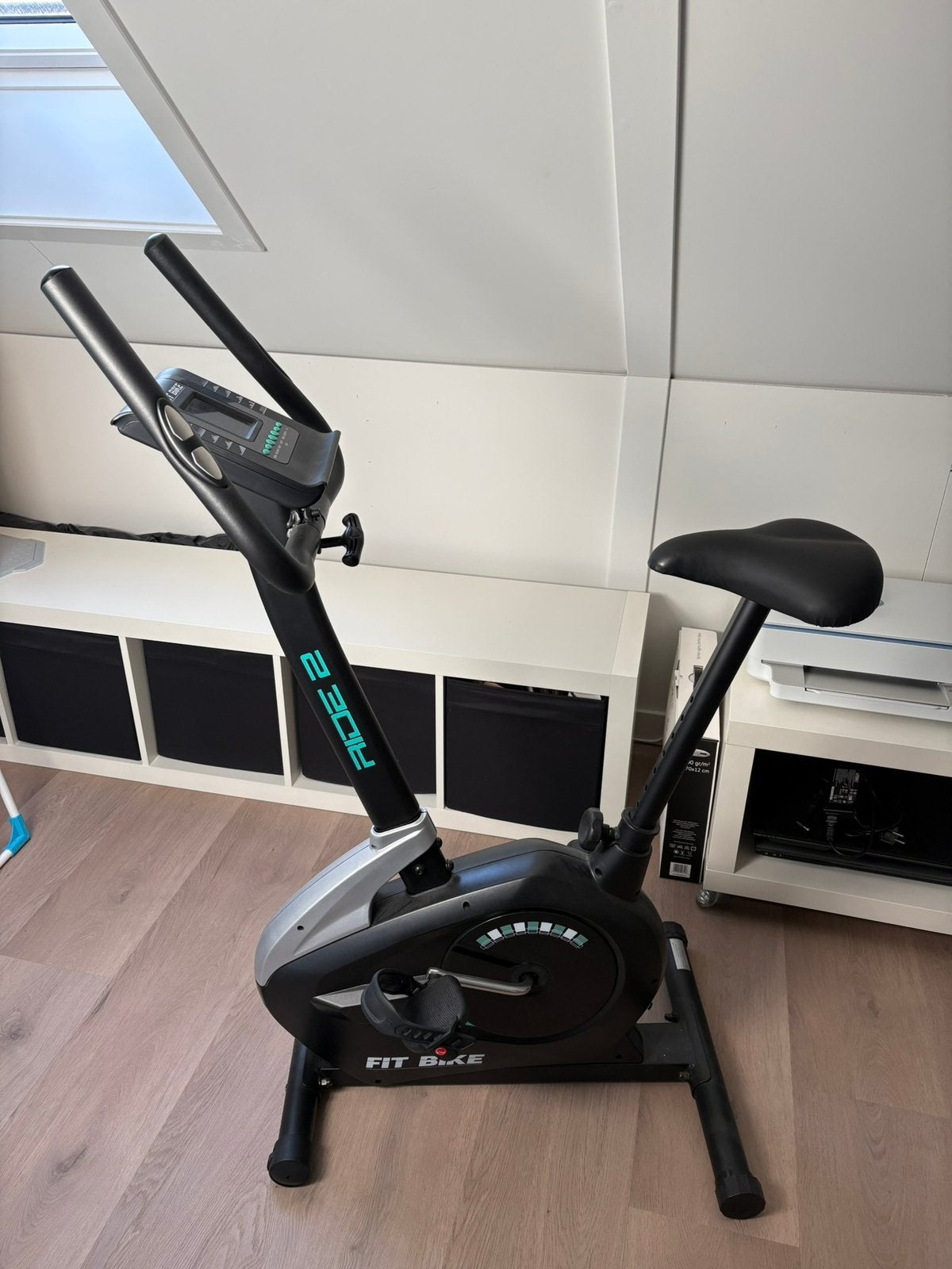 Hometrainer, Sport en Fitness, Ophalen, Zo goed als nieuw, Hometrainer