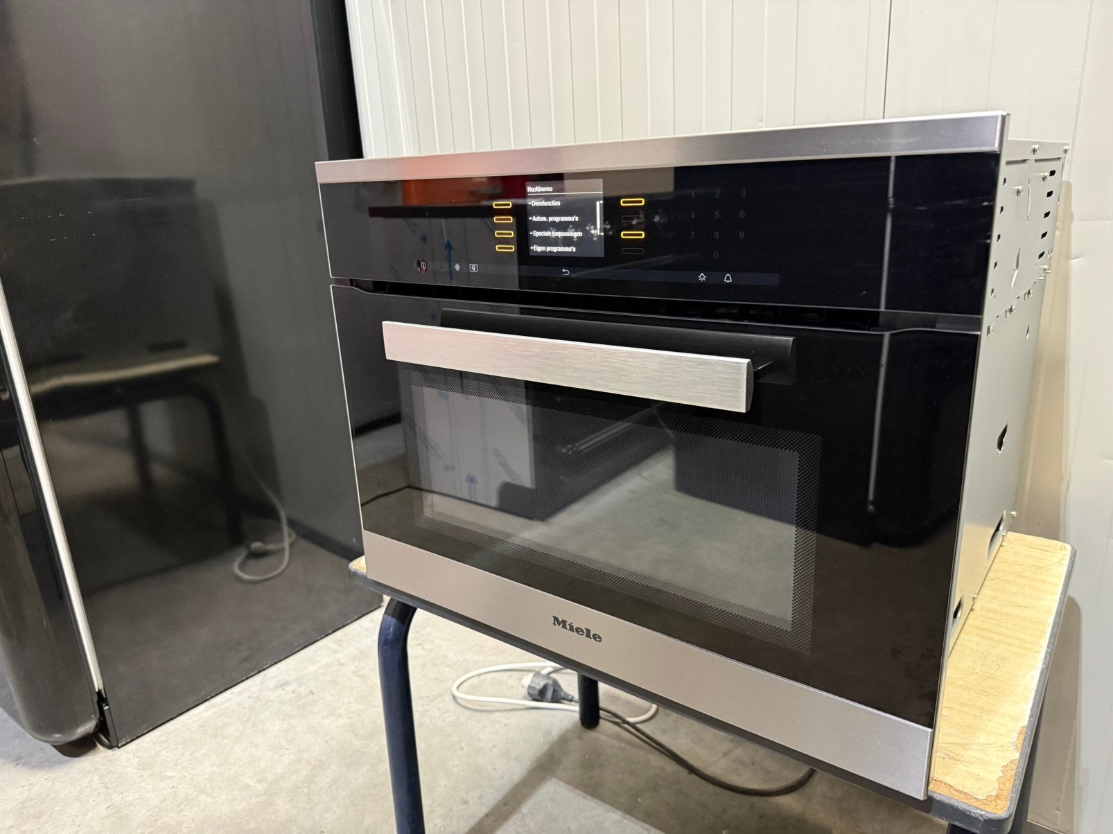 Miele H6600BM combimagnetron, Bella, Ophalen of Verzenden, Zo goed als nieuw, Magnetronfunctie