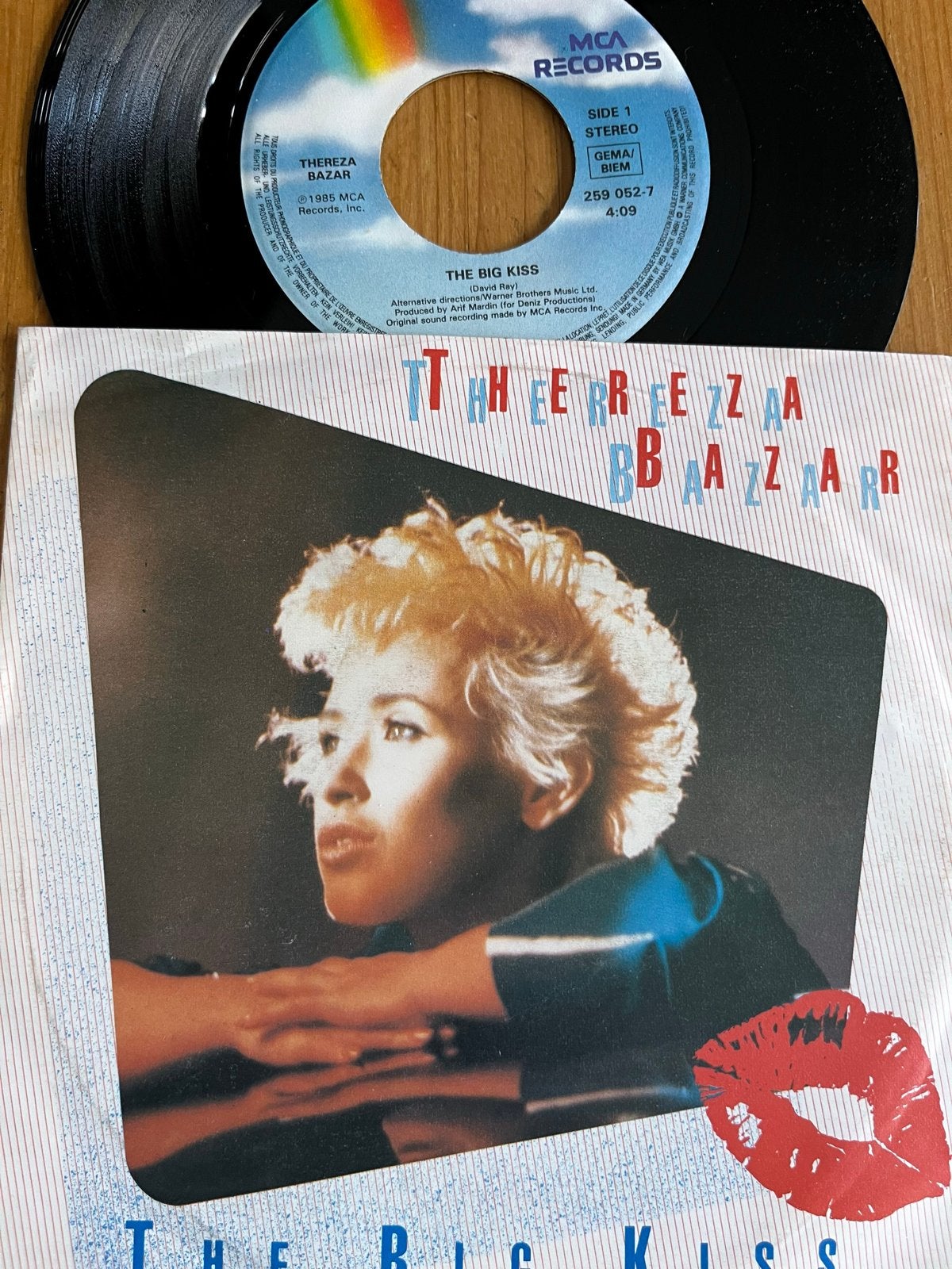 Thereza Bazar - The Big Kiss 7 inch vinyl single (1985), Ophalen of Verzenden, 7 inch, Pop