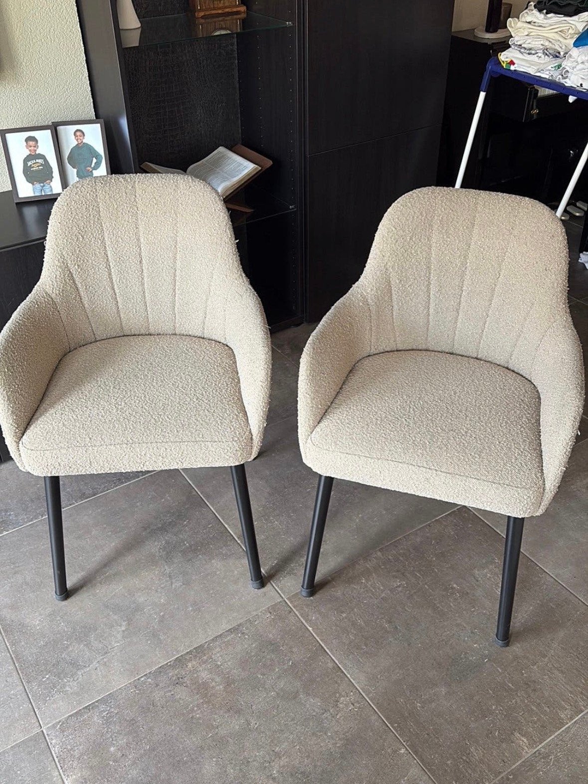Bouclé eetkamerstoelen 4 stuks, Ophalen, Gebruikt, Vier