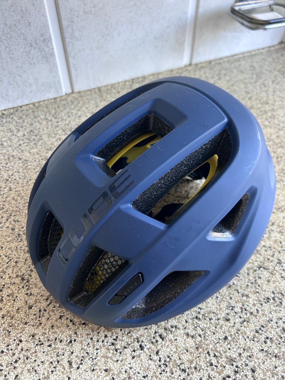 Cube CKB13 MIPS Fietshelm - Zo goed als nieuw, Fietsen en Brommers, Fietsaccessoires | Fietshelmen, Ophalen of Verzenden, Zo goed als nieuw