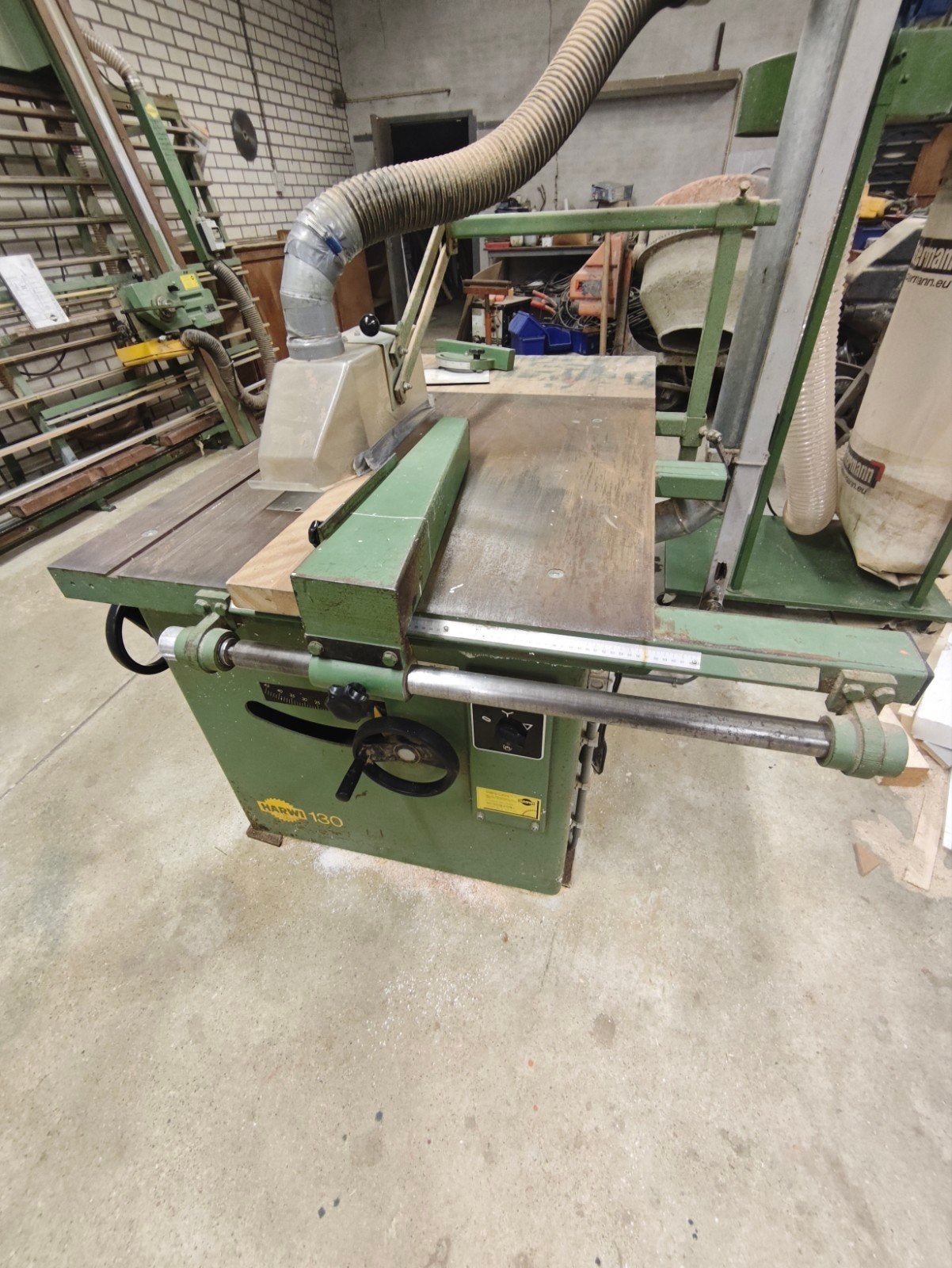 Harwi tafelcirkelzaag, Ophalen, 1200 watt of meer, Cirkelzaag, 70 mm of meer