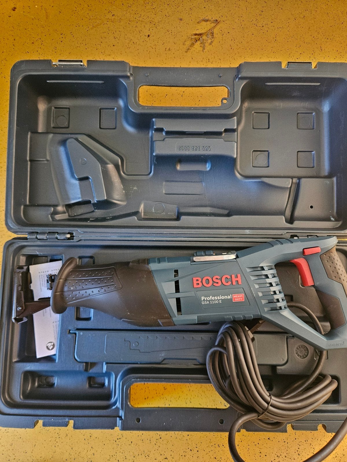 Bosch Professional GSA 1100 E reciprozaag, Ophalen, Decoupeerzaag, Nieuw, 600 tot 1200 watt