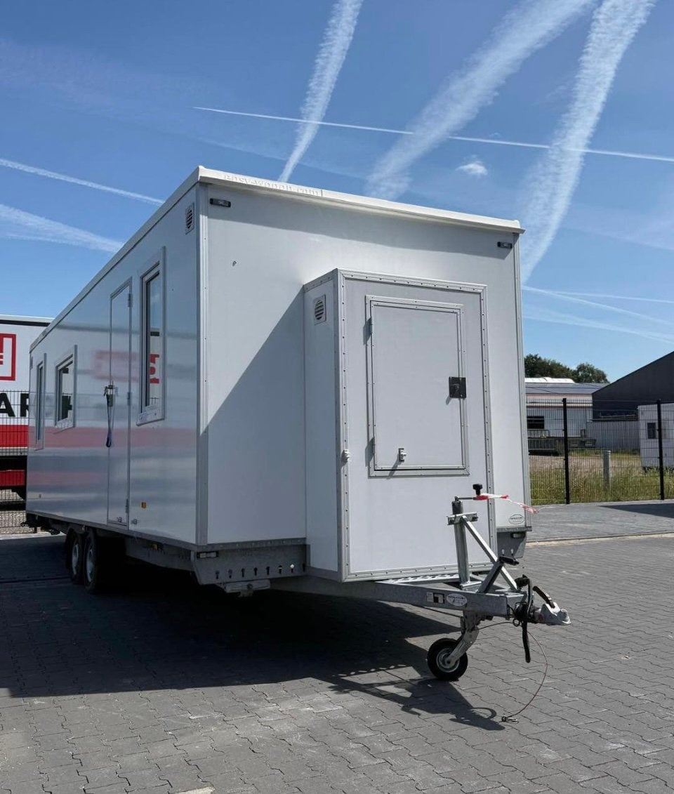 Te koop Gebruikte 7.30 woonunit 4 pers compleet, Ophalen, Totalwagon, Info@totalwagon.nl, Stirlingstraat 5 beek