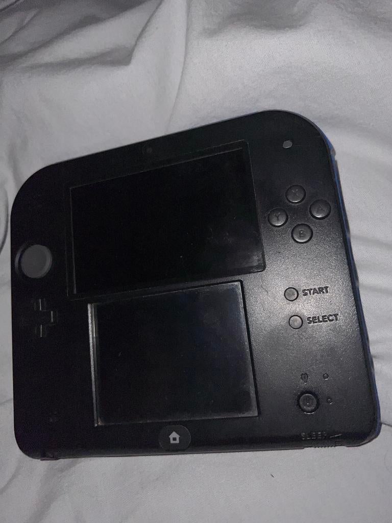 Nintendo 2DS Zwart/Blauw - Goede Staat, 1 speler, Ophalen of Verzenden, Zo goed als nieuw, Vanaf 7 jaar