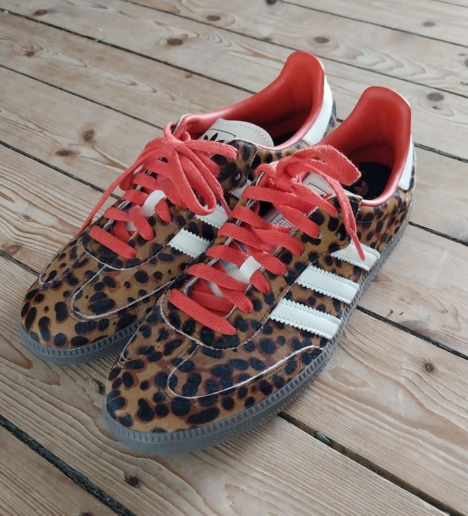 Adidas Samba Leopard print maat 41,5, Kleding | Dames, Schoenen, Ophalen of Verzenden, Zo goed als nieuw, Sneakers of Gympen