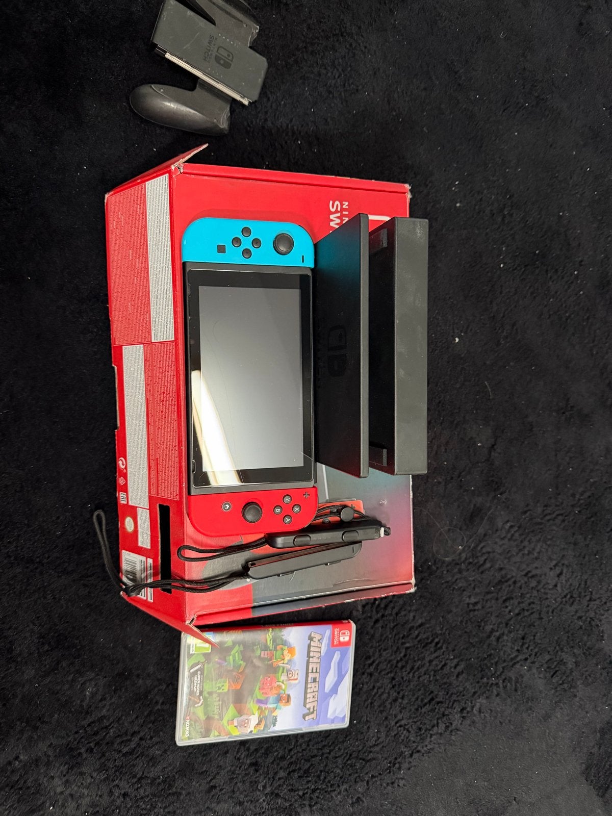 Nintendo Switch met Minecraft - Goede staat, Met 2 controllers, Ophalen of Verzenden, Switch Original, Gebruikt