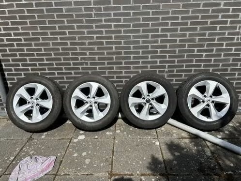 Nissan Velgen-banden 215-60-R17, ET40, 66,1, 4x114.3, Ophalen