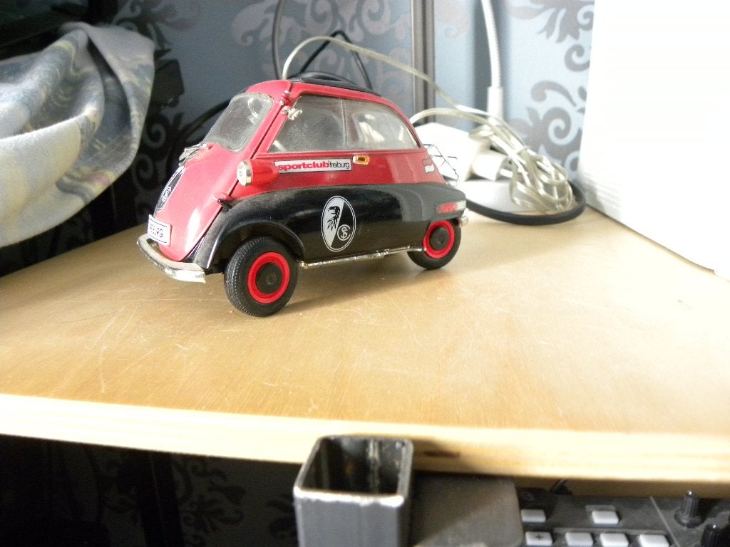 bmw isetta 1:18, Hobby en Vrije tijd, Modelauto's | 1:18, Ophalen, Nieuw, Auto, Overige merken