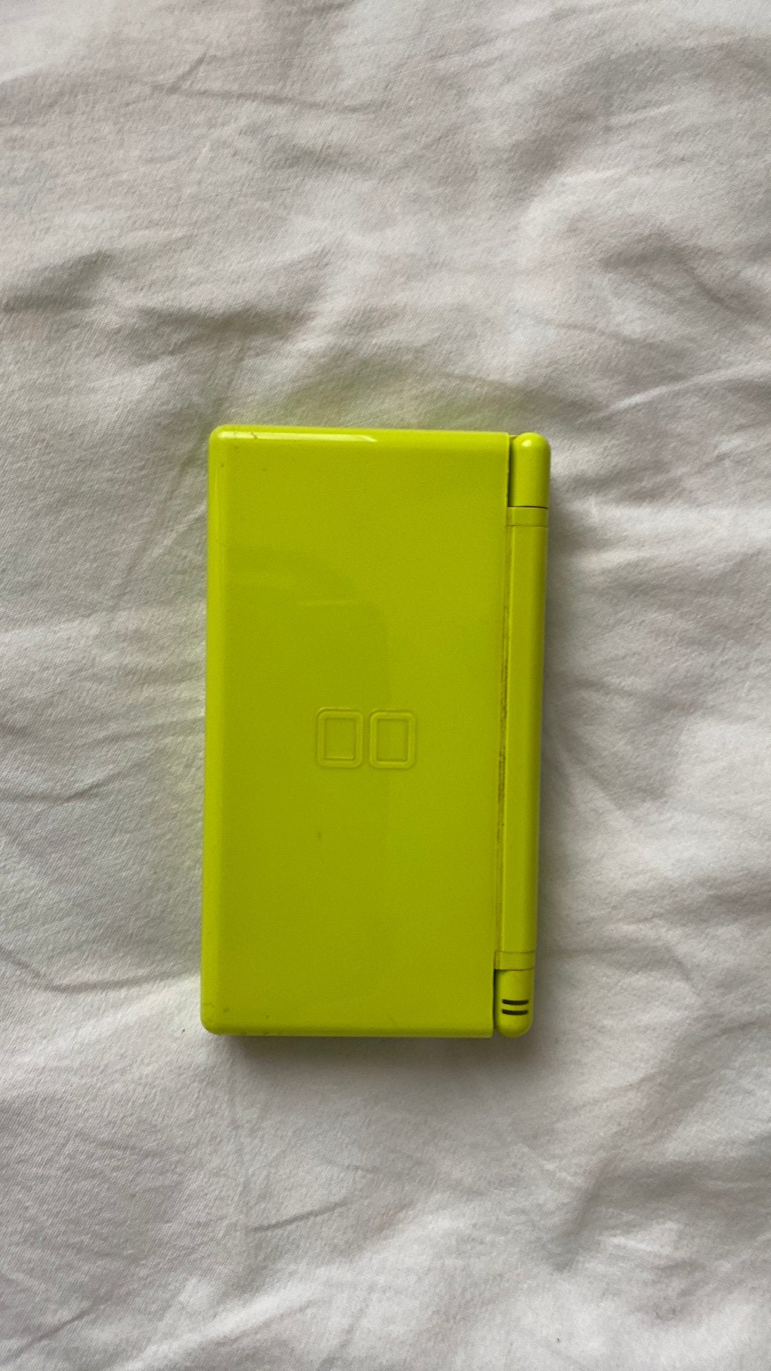 Nintendo DS lite + R4 + Oplader, Spelcomputers en Games, Ophalen of Verzenden, Zo goed als nieuw, DS Lite, Groen