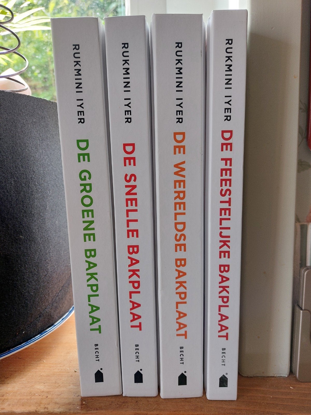 4x Rukmini Iyer  - Bakplaat, Boeken, Rukmini Iyer, Ophalen of Verzenden, Zo goed als nieuw, Afrika
