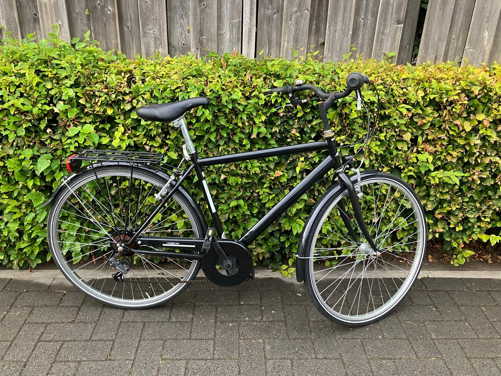 Zwarte herenfiets met 6 versnellingen, Fietsen en Brommers, Fietsen | Heren | Herenfietsen, Gebruikt, Velgrem, Versnellingen, 49 tot 53 cm