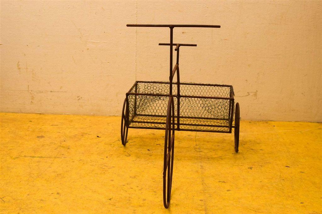 Metalen Driewieler fiets als bloempot 50671, Gebruikt, Rond, Ophalen of Verzenden, Tuin