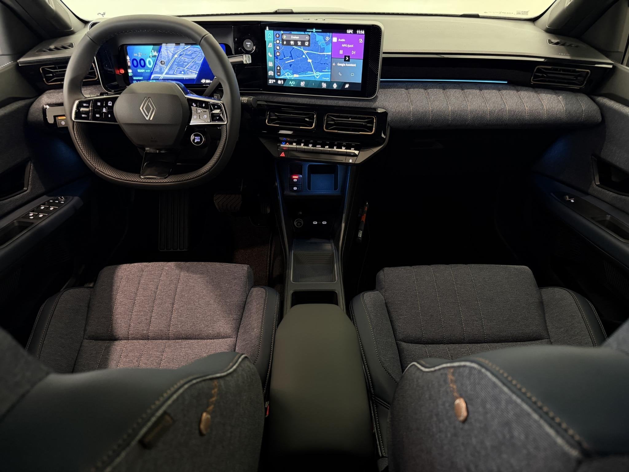Renault 4 comfort range iconic 52 kWh | DEMO | Harman/kardon, Leder en Stof, 409 km, SUV of Terreinwagen, Te koop