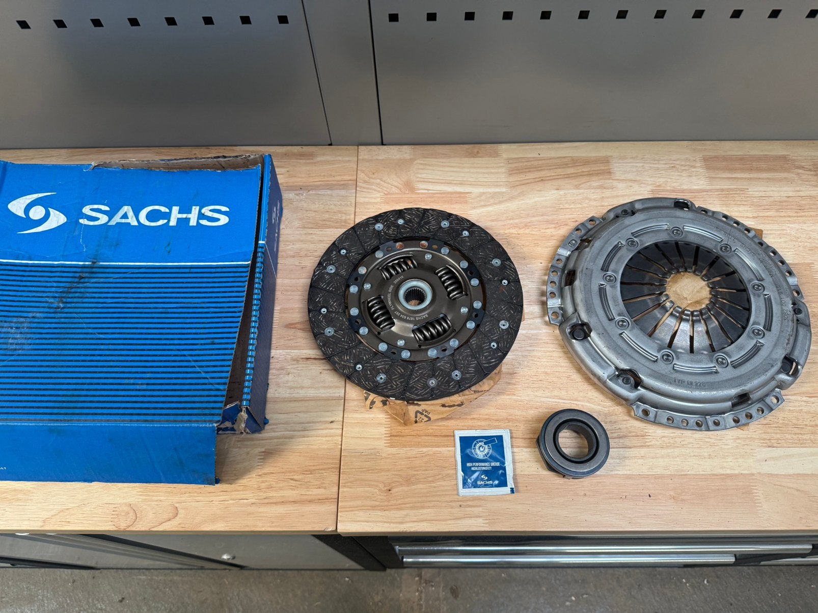 Sachs 3000950734 koppelingsset Volkswagen Caddy nieuw, Ophalen of Verzenden, Nieuw, Volkswagen