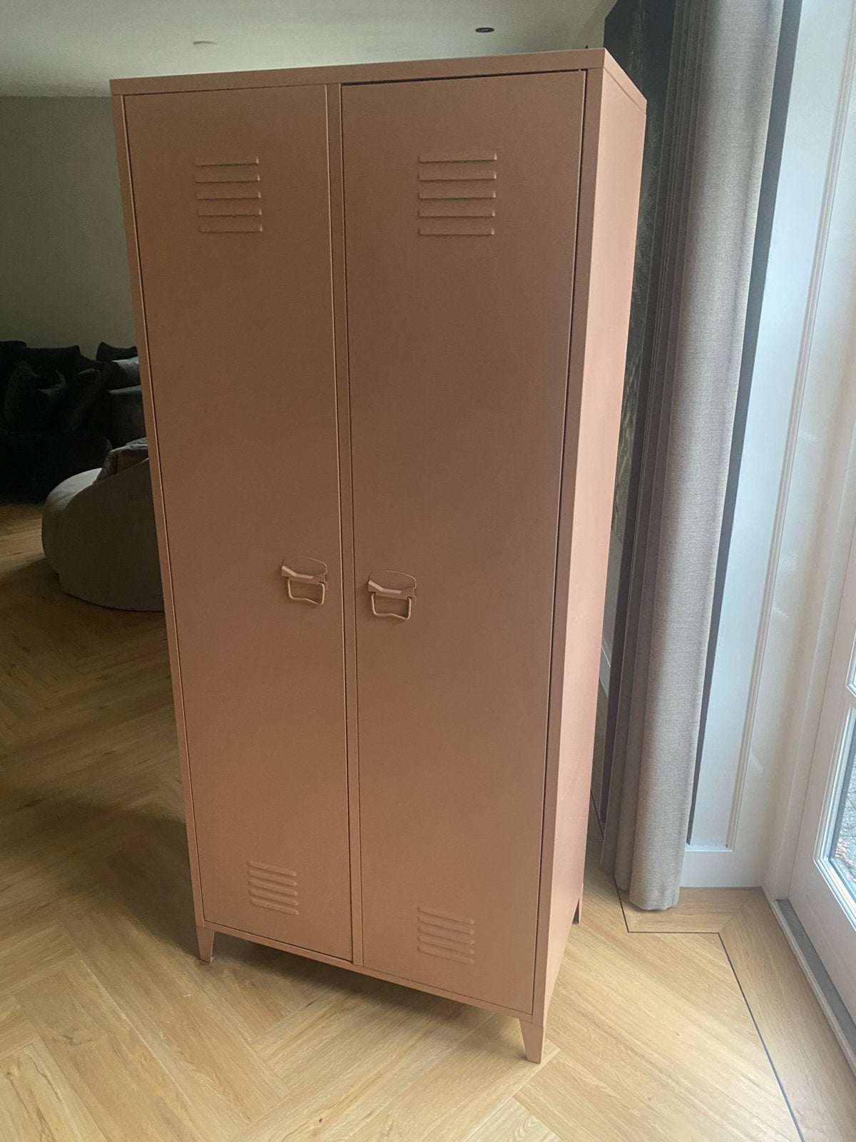 Oud roze locker kast 180x80x45, Ophalen, Zo goed als nieuw