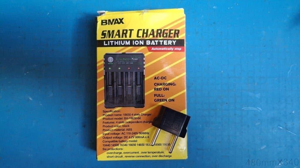 Smart charger 18650 Li-ion batterijlader AC 110V / 220V, Nieuw, Ophalen of Verzenden, Straßburger Allee 10-12 41812 Erkelenz, Info@gmbh.de
