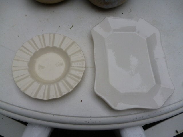 Wedgwood 2 schaaltjes Ø17 cm +26 x 20 cm, Ophalen of Verzenden, Zo goed als nieuw, Porselein, Schaal of Schalen