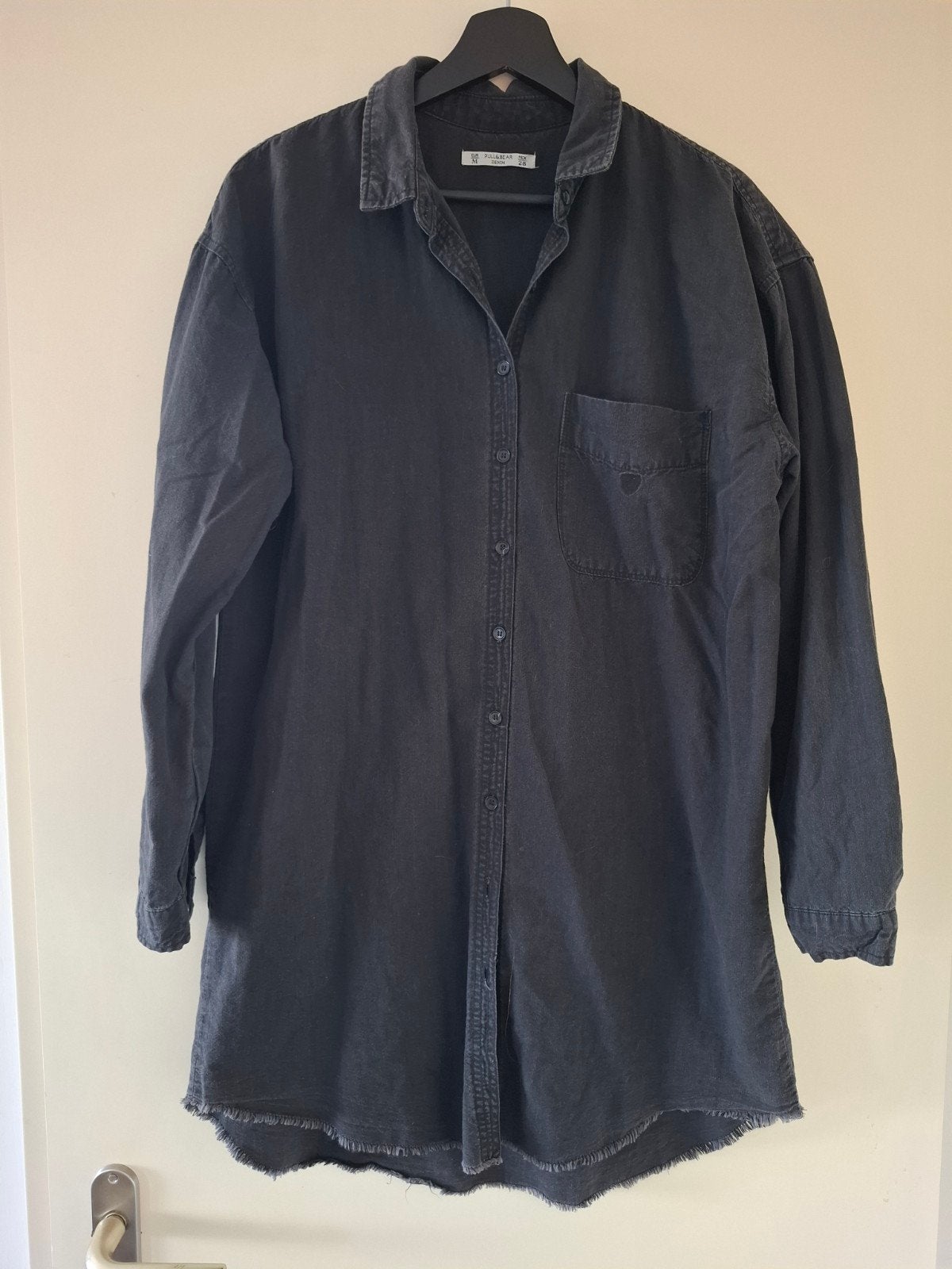 Pull & Bear overhemd/jurkje maat M zo goed als nieuw, Maat 38/40 (M), Zwart, Ophalen of Verzenden, Zo goed als nieuw