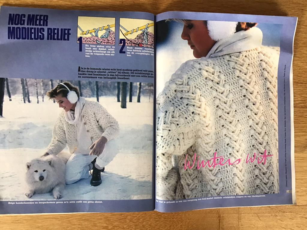 Ariadne,breien,hake,borduren,patronen op het werkblad, Ophalen of Verzenden, Zo goed als nieuw