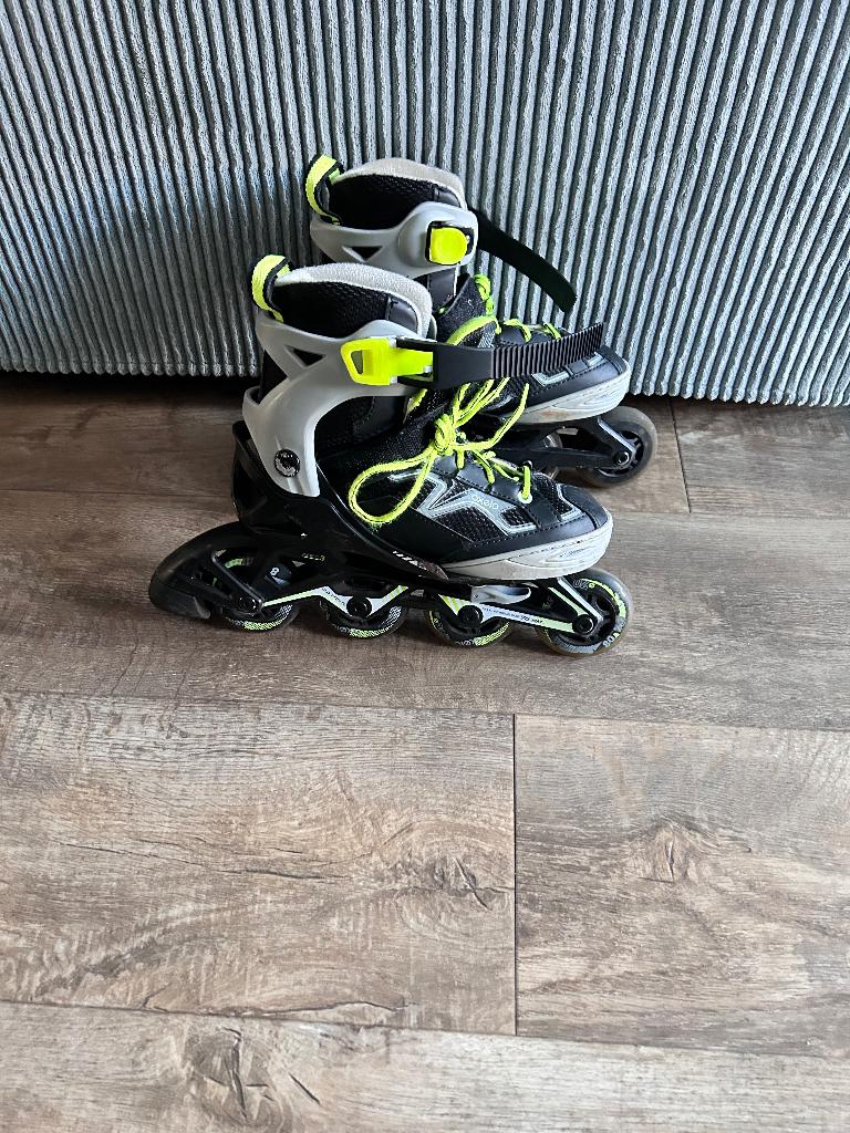 Skeelers Oxelo mt 32 t/m 35, Kinderen, Inline skates 4 wielen, Ophalen, Overige merken