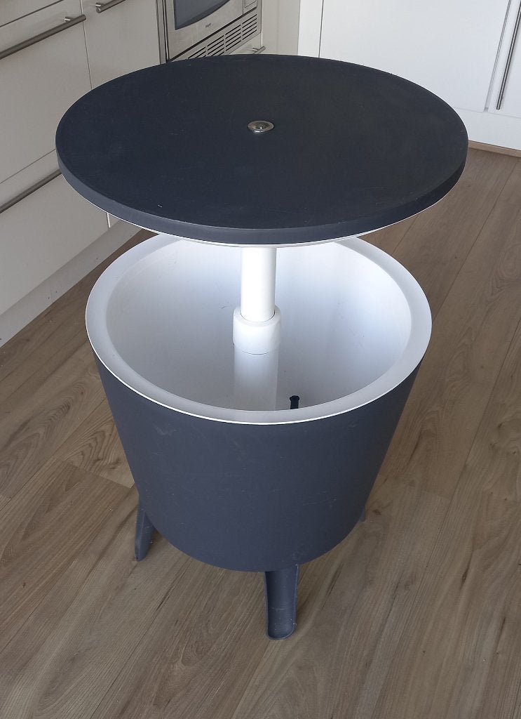 koelbar keter koelbox tafelmodel, Ophalen, Gebruikt, Koelelement