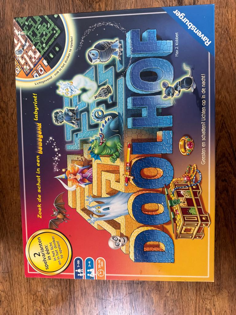 Doolhof Glow in the Dark Bordspel - Ravensburger, Hobby en Vrije tijd, Gezelschapsspellen | Bordspellen, Drie of vier spelers